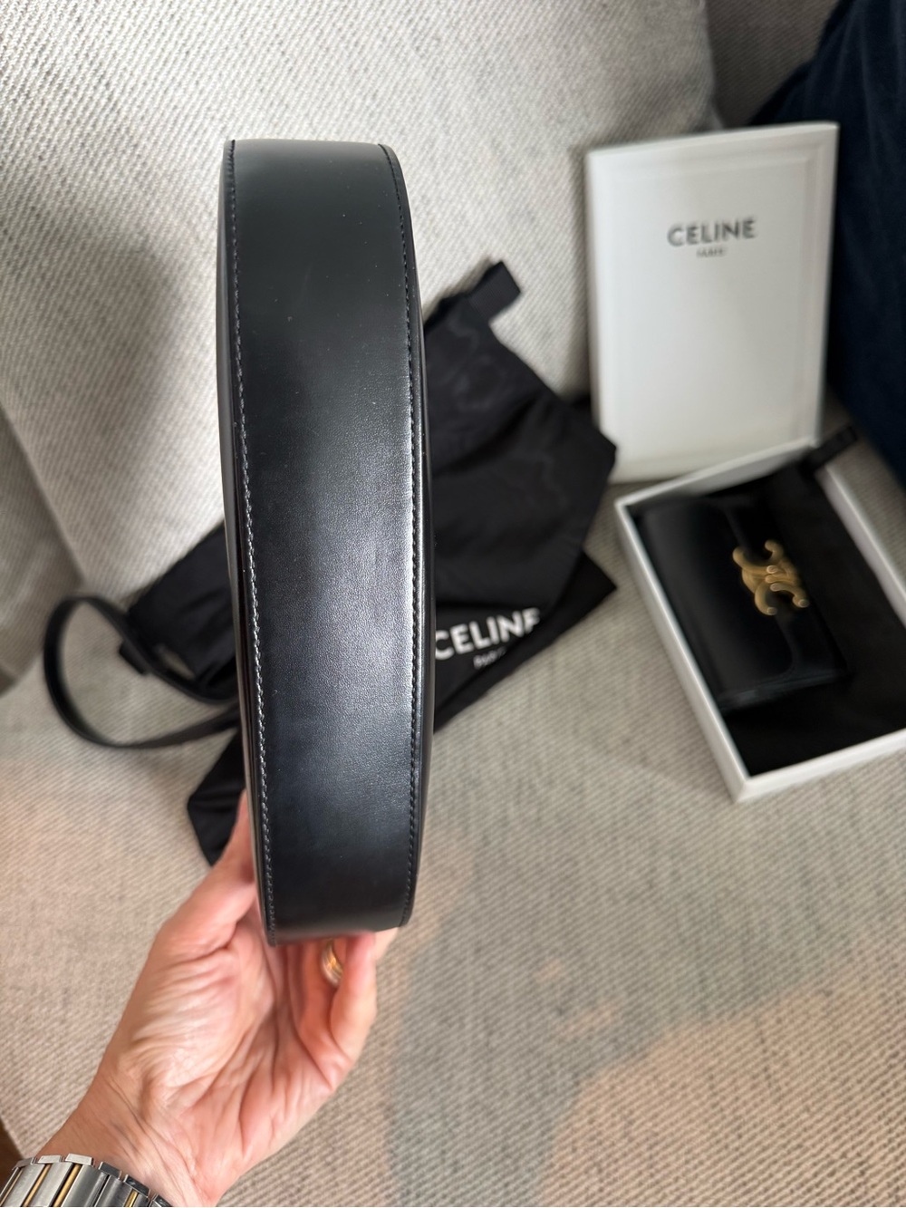 CELINE Black Triomphe Tilly Smooth Leather Shoulder Bag and Celine Wallet Bundle - Picture 9 of 11